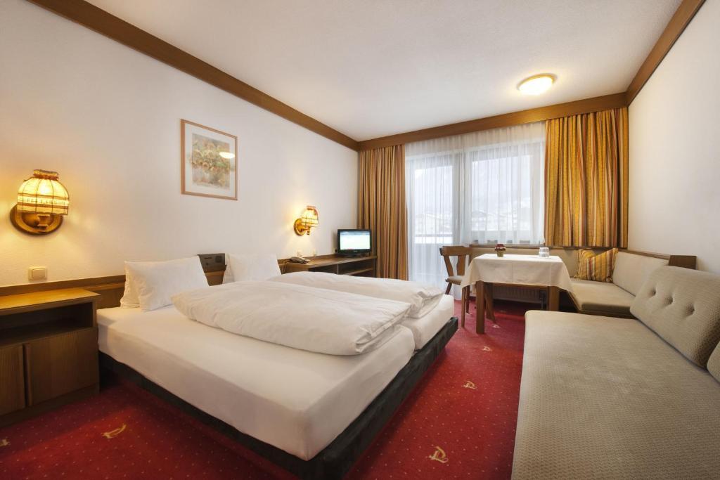 Ferienhotel Tyrol Soell Am Wilden Kaiser Exterior foto